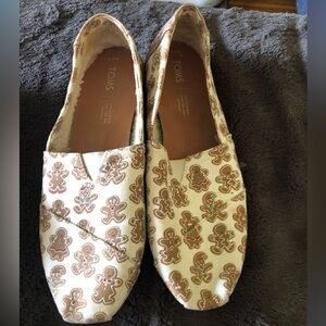 Toms gingerbread slip ins with fur lining